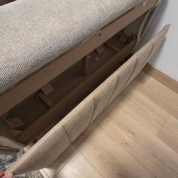 Kırık Köşe Koltuk Parçası İçin 4,5 Aylık Çözüm Bekleyişi