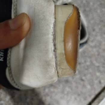 Kısa Sürede Çatlayan Ayakkabıda Üretim Hatası İddiası Ve Değişim Talebi