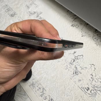 Kalıcı Olacağı Söylenen Telefon Kılıfı 15 Gün İçinde Boyasını Kaybetti