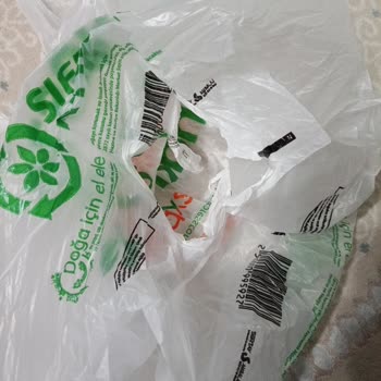 Zayıf Poşet Nedeniyle Reçel Dökülmesi Ve Çözüm Sunulmaması