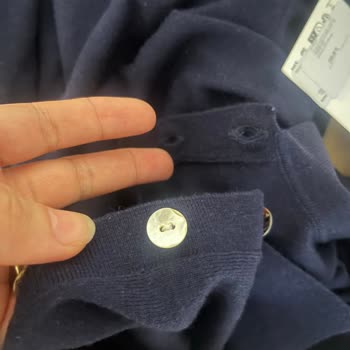 Defolu Triko Ürünü Ve Stok Eksikliği Nedeniyle Değişim Talebi