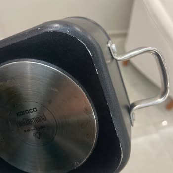 Karaca Züccaciye Yemek Takımının İçinden Kırık Ürün Çıktı