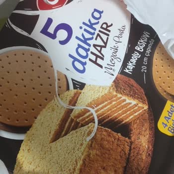 Geçerli Son Tüketim Tarihi Olmasına Rağmen Gri-Yeşil Renk Değişikliği Ve Ekşi Tat