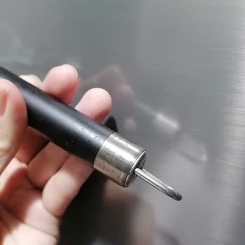 Mudo Concept Handy Şişe Açacağı %100 Paslanmaz Çelik Olmasına Rağmen Kısa Sürede Paslandı