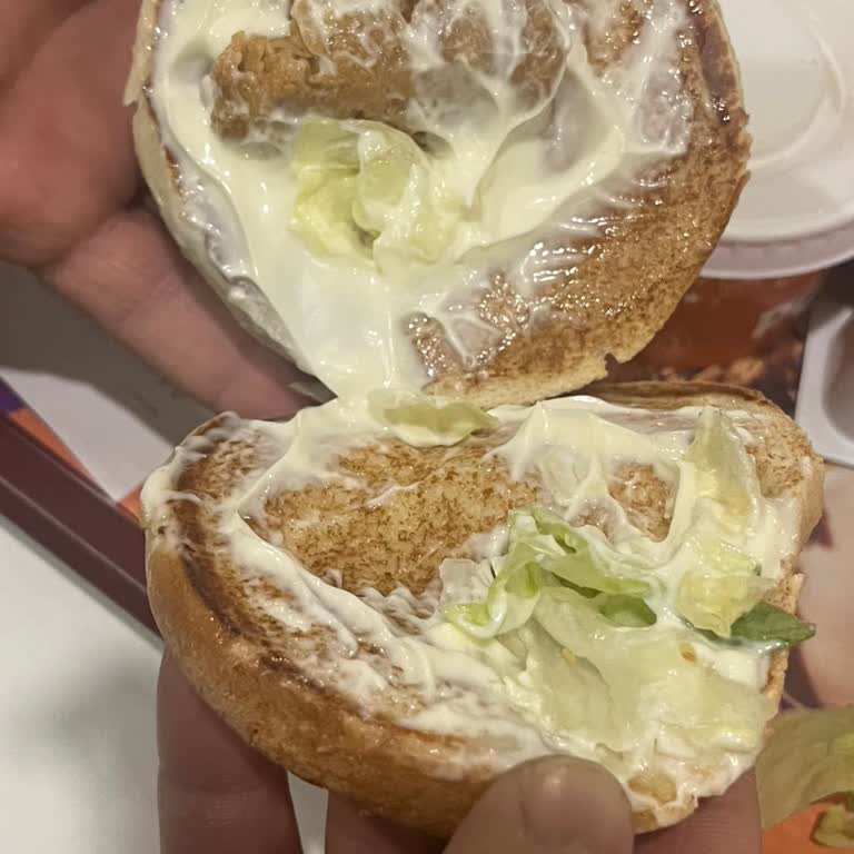 Popeyes Panora Şubesinde Küçük Tavuk Parçası Ve Çözüm Sunulmaması