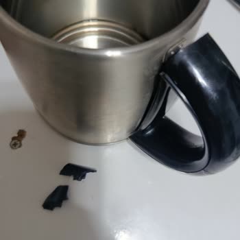 Sinbo Çaycıda Kulp Çatlaması Ve Güvenlik Sorunu