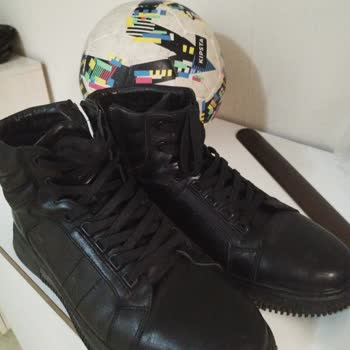 Botta Kısa Sürede Kabarma Ve Mağaza Açıklaması Kabul Edilemez