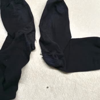 Colin’s Çorapların Hızlı Yıpranması Ve İade Reddi