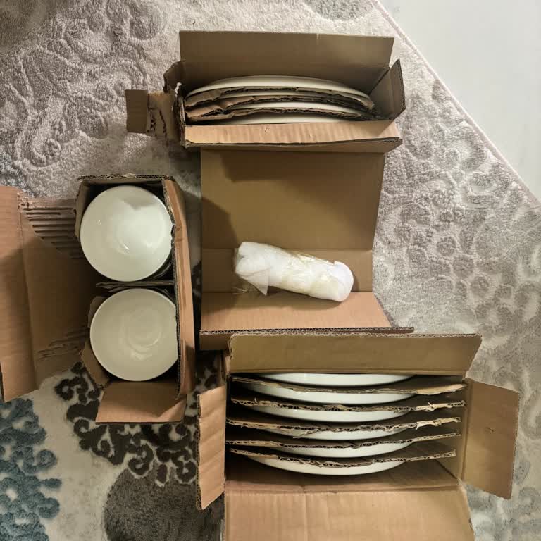 Karaca Züccaciye Eksik 8 Tabağın Gönderilmemesi Ve Ürün Açıklamasındaki Çelişki