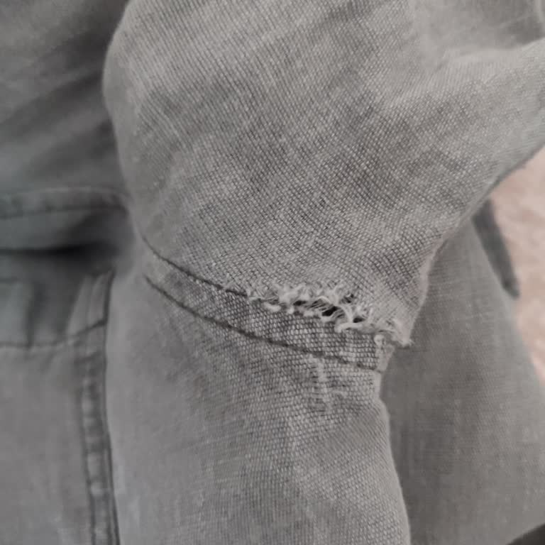 Mavi Gömlekte Erken Yırtılma Ve Kalite Düşüşü