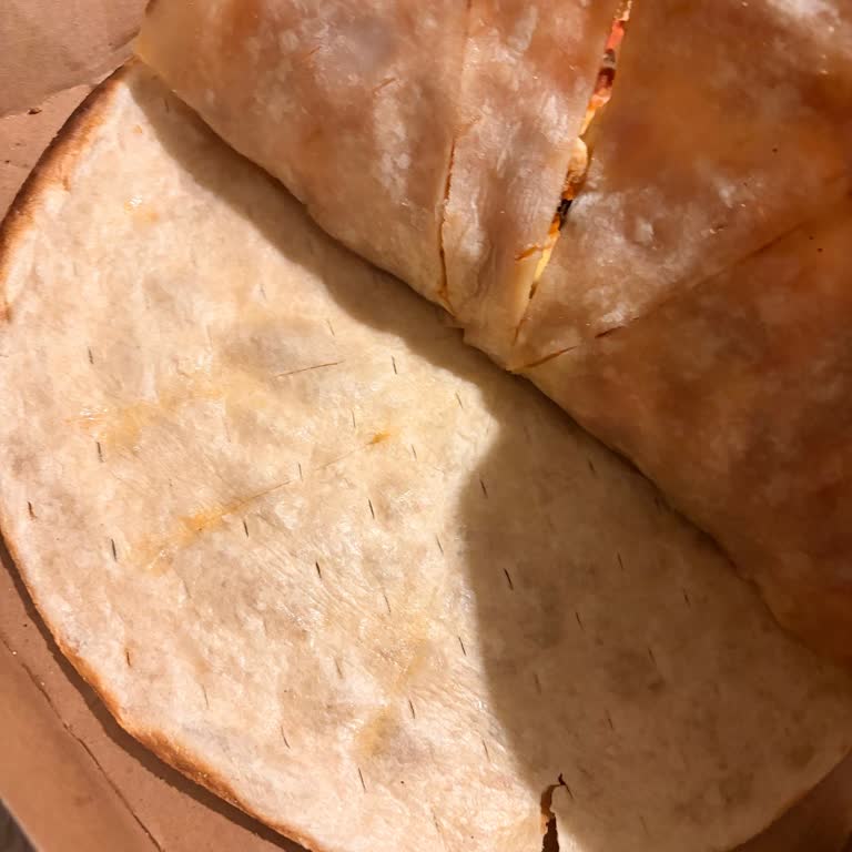 Domino’s Şubesinde Sürekli Geciken Yanlış Gelen Pizzalar Ve Alaycı Personel Mağduriyeti