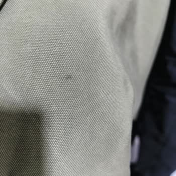 LCW Mobil Uygulamasından Gelen Lekeli Ceket İçin Ücret İadesi Ve Hızlı İade Talebi