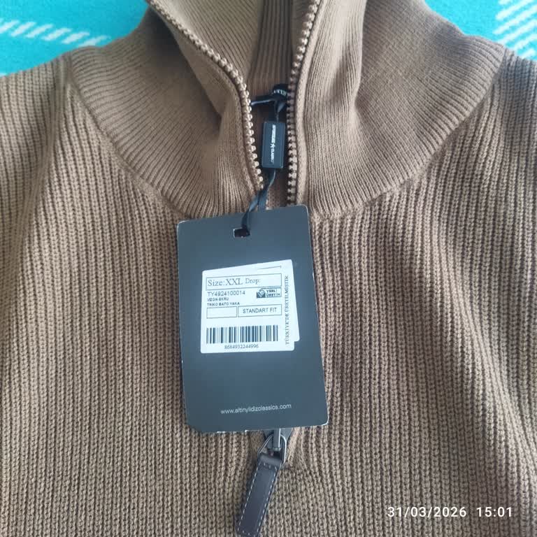 Siparişte 2XL Olması Gereken Kazak M Bedeni Geldi, Ücret İadesi Talebi