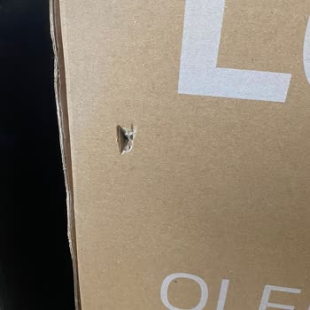 Vatan Bilgisayar’dan Alınan TV’de Çizik Ve Kutu Hasarı Nedeniyle İade Reddedildi