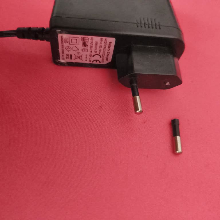 Heifer Quiclean Pro Şarj Adaptörü Kırıldı Ücretsiz Garanti Değişim Talebi