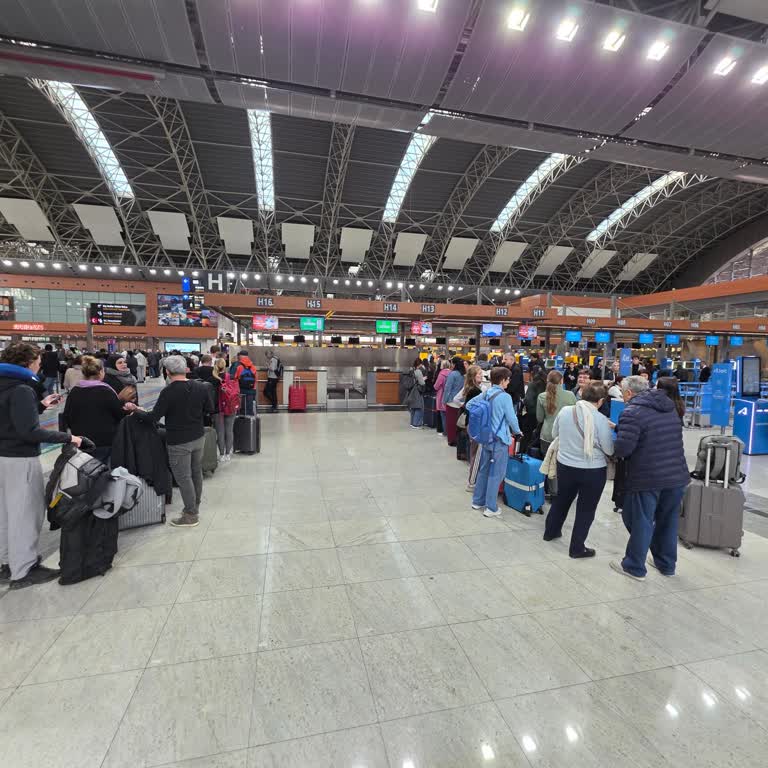 Grup Check-ininde Tek Kontuar Zorlaması Ve Personel Çözüm Sunmaması