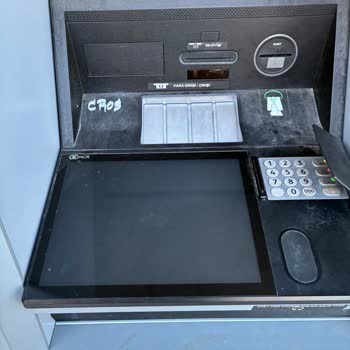 Oran Lojmanları VakıfBank ATM'si Sürekli Arızalı, Müşteriler Mağdur