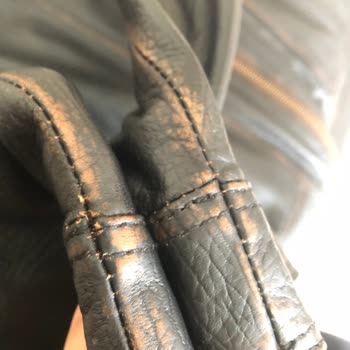 Derimod Deri Cekette Kısa Sürede Dikiş Atması Ve Değişim Talebinin Reddedilmesi