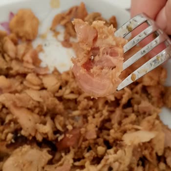 BİM Hastavuk Tavuk Dönerde Aşırı Koku Ve Sağlık Endişesi