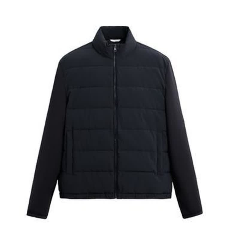 Rengi Aynı Kapitone Mont İçin Mağaza Değişim Reddi