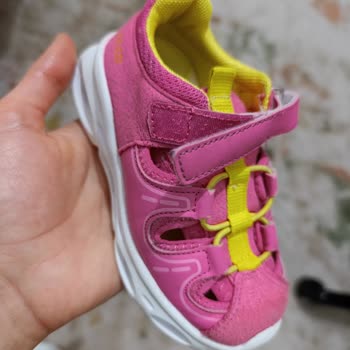 Vicco Ve FLO Çocuk Ayakkabılarında Kalite Sorunu Kısa Sürede Bozulma Ve Değişim Talebi