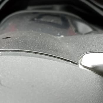 Ban Oto'da İç Temizlik Yapılmadı