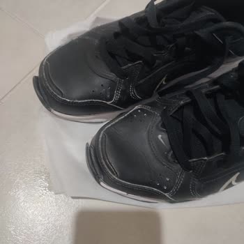 Nike Deffy Ayakkabılarında Üretim Hatası İddiası Ve İade Talebi