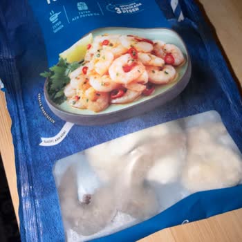 Dardanel Jumbo Karides'te Saç Teli Bulunması