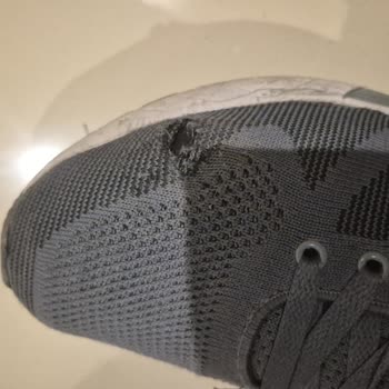 Kısa Sürede Yırtılan Lumberjack Ayakkabılar Kullanıcı Hatası Olarak Reddedildi