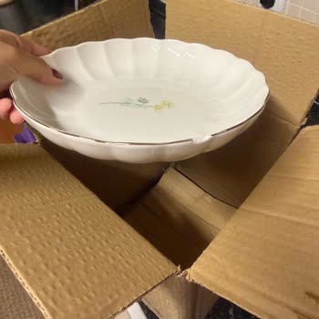 Kırık Ve Defolu Tabaklar İçin Ücretsiz Değişim Ve İade Süreci Talebi