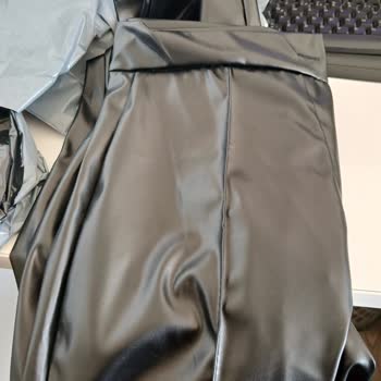 Hepsiburada'da Tekrarlanan Yanlış Beden Ve Uzun Teslimat Şikayeti