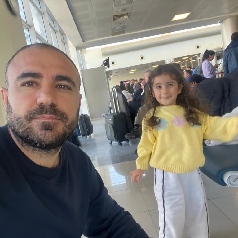 Ajet’in Uçuş İptali Ve Gecikmesi Nedeniyle Yaşanan Ailevi Ve Maddi Stres