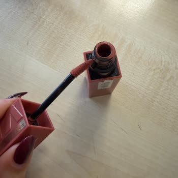 Hepsiburada Almira Store'dan Sahte L'Oreal Rujda İade Talebim Reddedildi