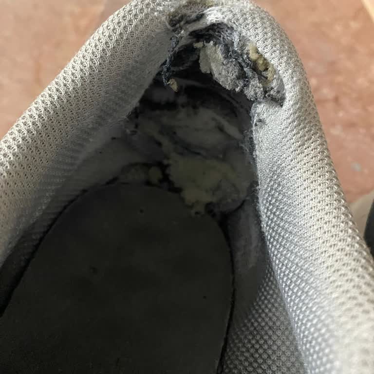 Garanti Kapsamında Defolu Puma Ayakkabı Tekrarlanan Reddetmeler