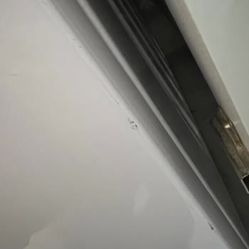 Sürekli Arıza Ve Çizik Panel Nedeniyle Makine Değişimi Talebi