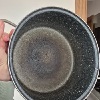 Kaplaması Soyulan Granit Tencere Setinde Sağlık Riski Ve Şirketin Çözüm Sunmaması