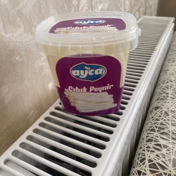 Ayça Çubuk Peynirinde Kıl Çıktı Ve Müşteri Hizmetlerinden Yanıt Gelmedi