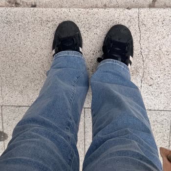 Mavi Pantolonunda Paça Dönmesi Ve Hızlı Deforme Olması Nedeniyle Değişim Talebi