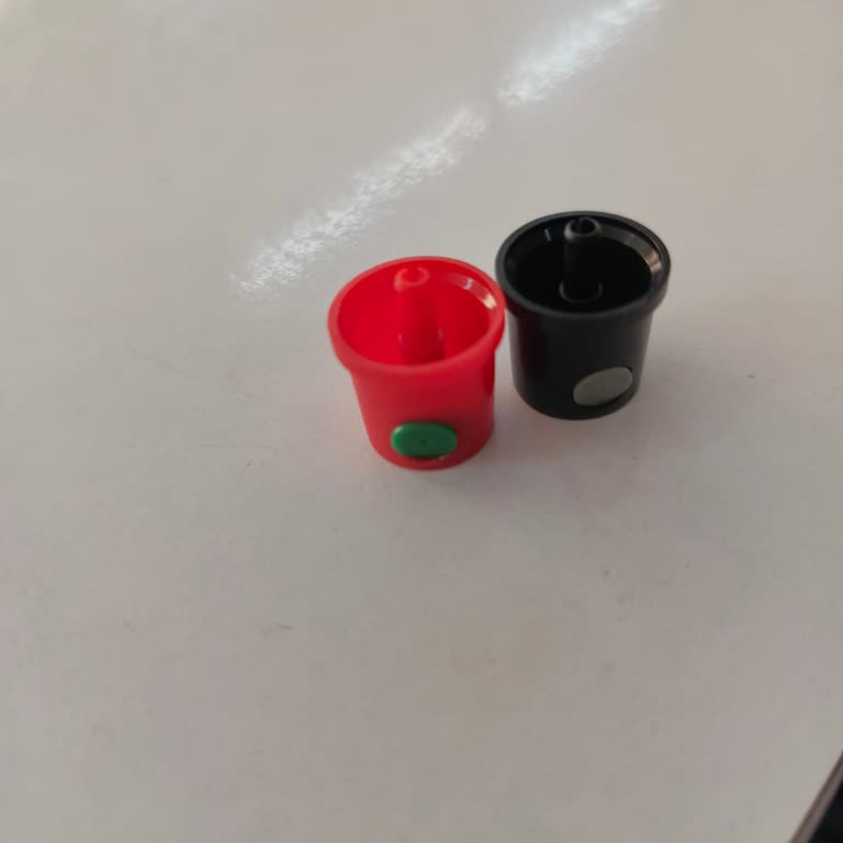Akçalı Sprey Boya Kapağın Aşırı Sert Olması Nedeniyle Basmalı Sprey Başlığı Kırıldı