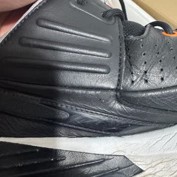 Sneaks Up'tan Alınan Derili Ayakkabıda 3 Ayda Deri Soyulması Ve İade Reddine Tepki