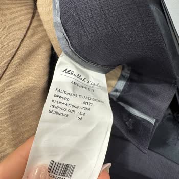 Hatalı Paça Kısaltma Ve Kayıp Parça Nedeniyle Takım Elbise Kullanılamaz