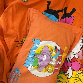 Karaca Home'da Yastık Kılıfının Renk Atması Ve Değişim Talebi