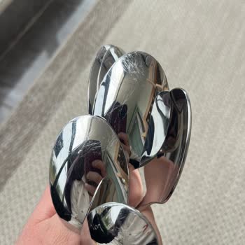 Aryıldız Çatal Kaşık Takımında Çizikler: Kalite Beklentisi Karşılanmadı