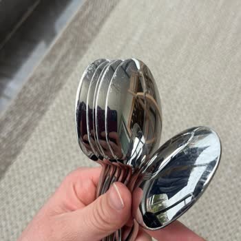 Aryıldız Çatal Kaşık Takımında Çizikler: Kalite Beklentisi Karşılanmadı