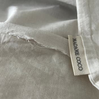 Madame Coco'dan Alınan Yırtık Nevresim Takımının İadesi