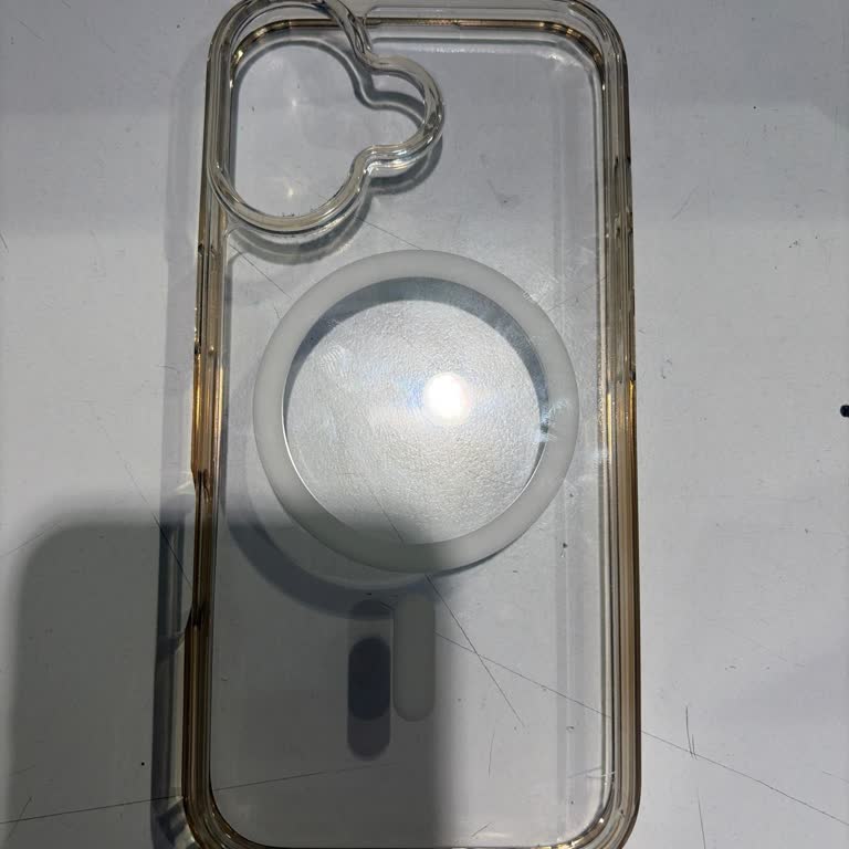 Şeffaf Kılıfın Kısa Sürede Sararması Ve Yanıltıcı Bilgilendirme Üzerine İade Talebi