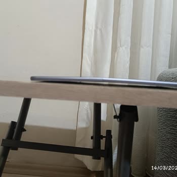 Huawei MatePad Tablet Orta Kısmı S Şeklinde Eğildi, Değişim Talebi