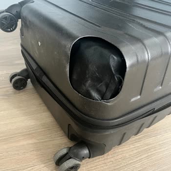 Ajet Uçuşunda Bagajımın Hasar Görmesi Ve Tazmin Talebi