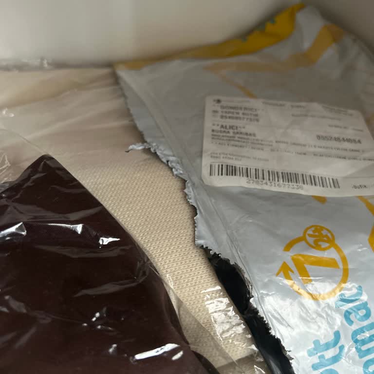 İki Defa Aynı Ürün Gönderildi, Fazladan Ödenen 870 TL İadesi Talep Ediliyor