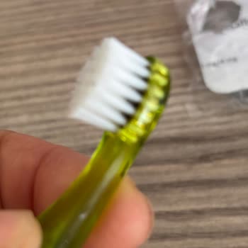 Bebek Diş Fırçalarında Tekrarlayan Siyahlaşma Ve Güven Endişesi